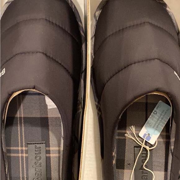 Unisex Barbour black quilted slippers size US8/UK7. - Picture 1 of 4